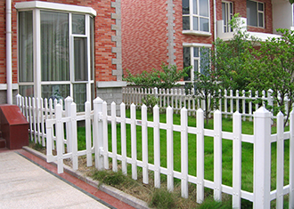 青岛花园别墅PVC绿化围墙护栏
